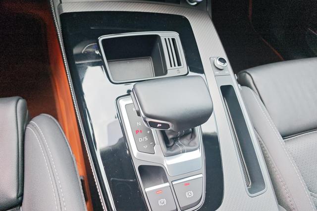 Audi Q5L id 4321078 из Китая 15