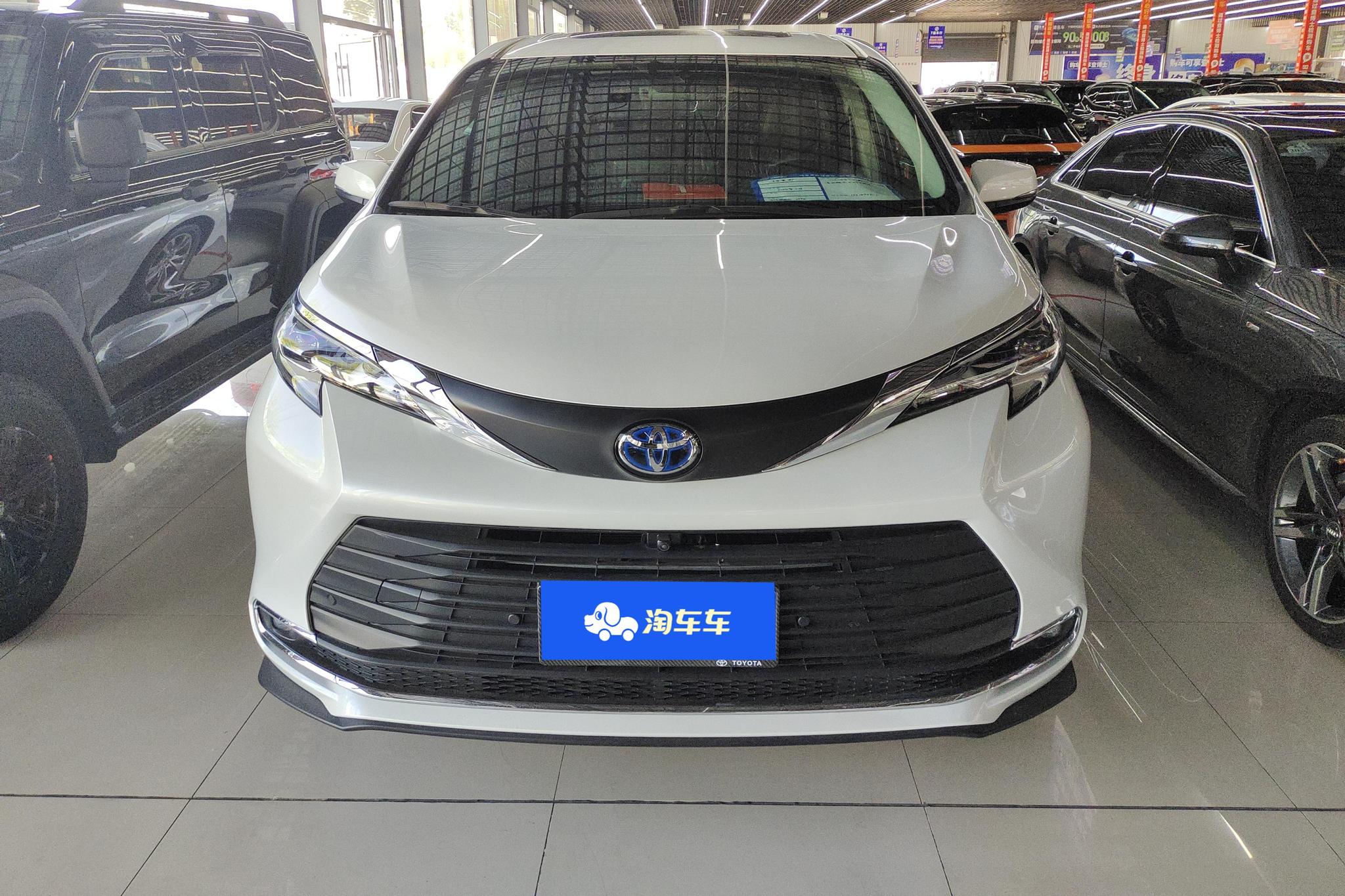 Toyota Sienna 2024 2.5L Comfort
