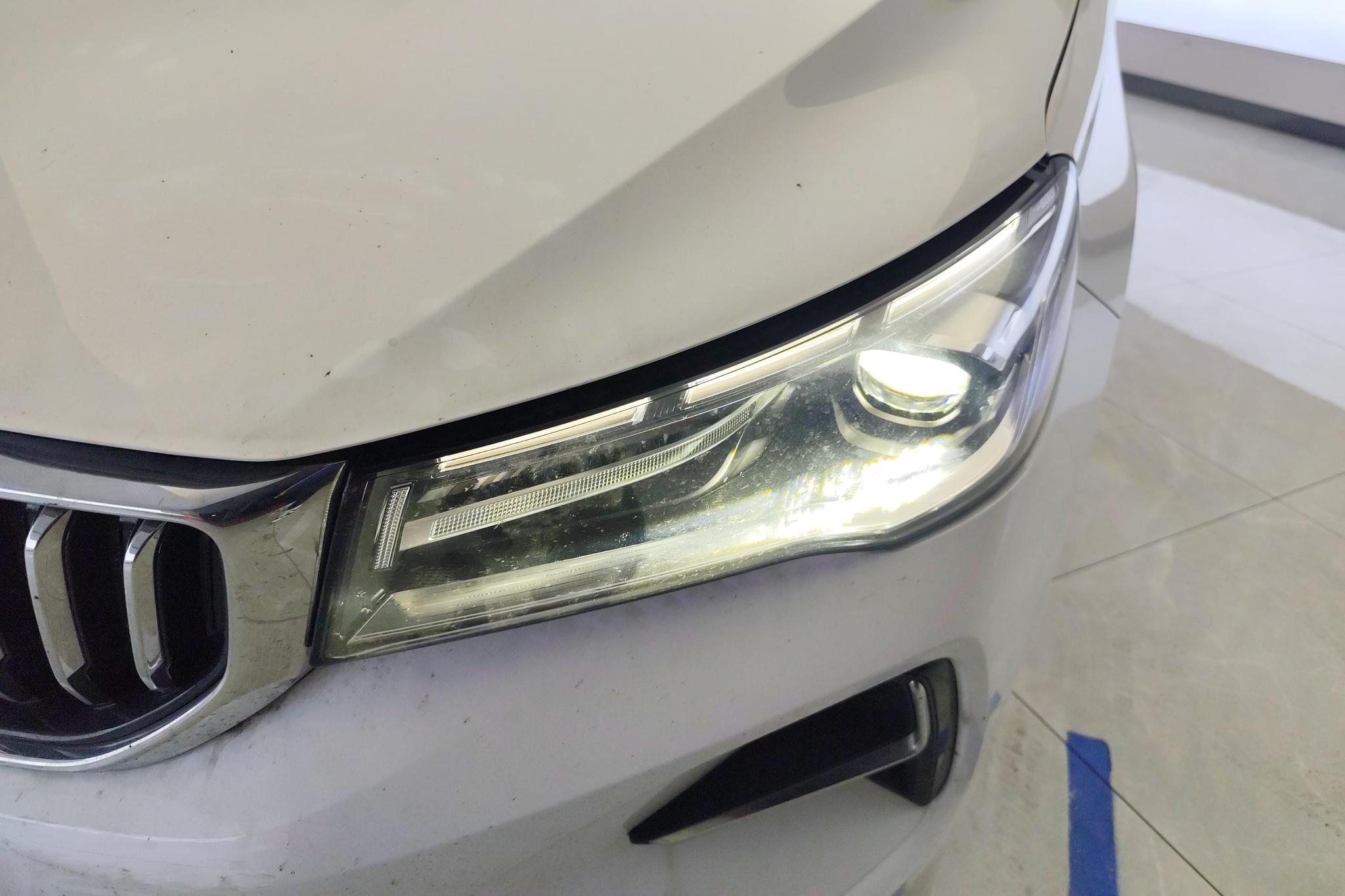 Geely Emgrand 2025 4 1.5L CVT Luxury