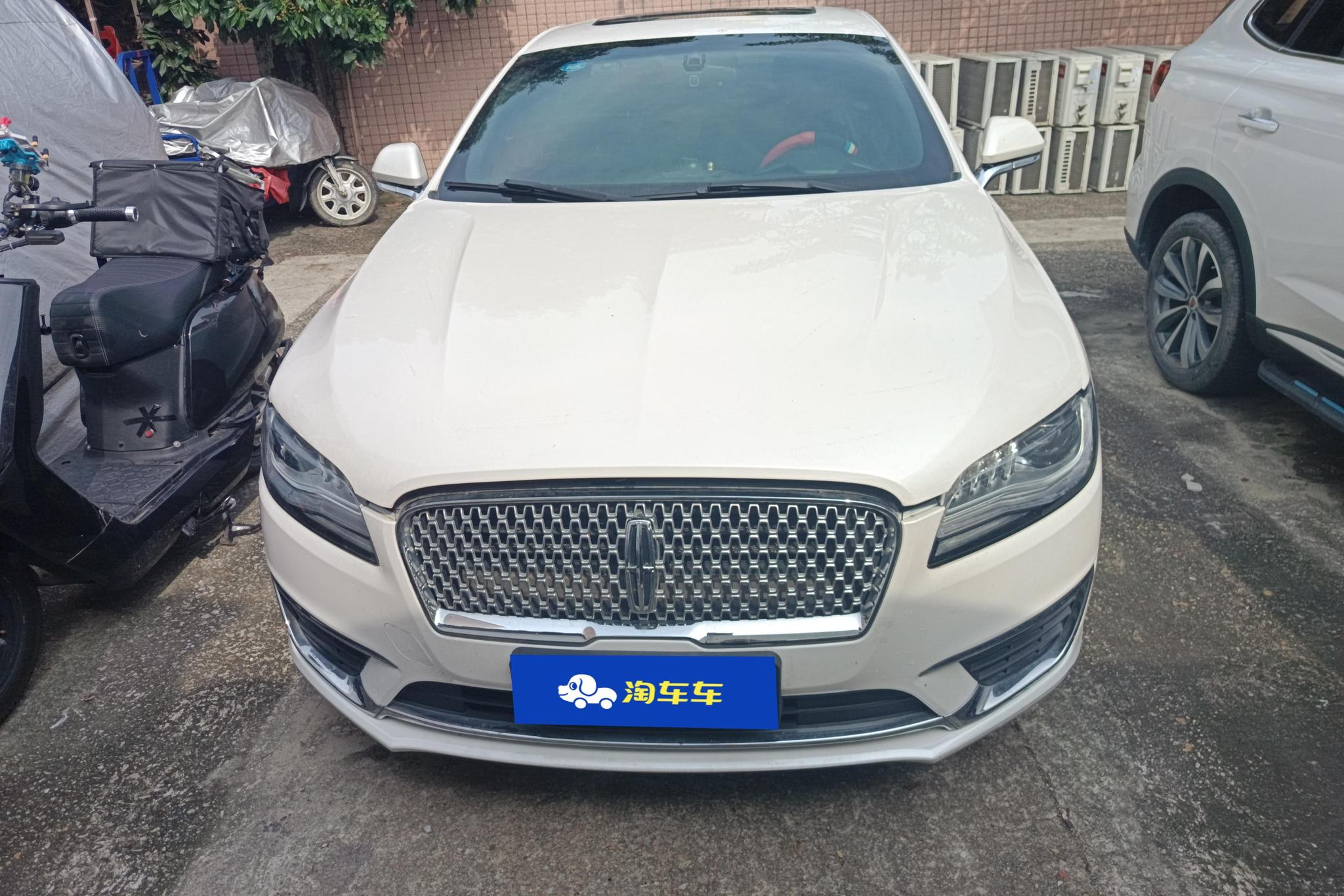 Lincoln MKZ 2019 2.0T Premium V