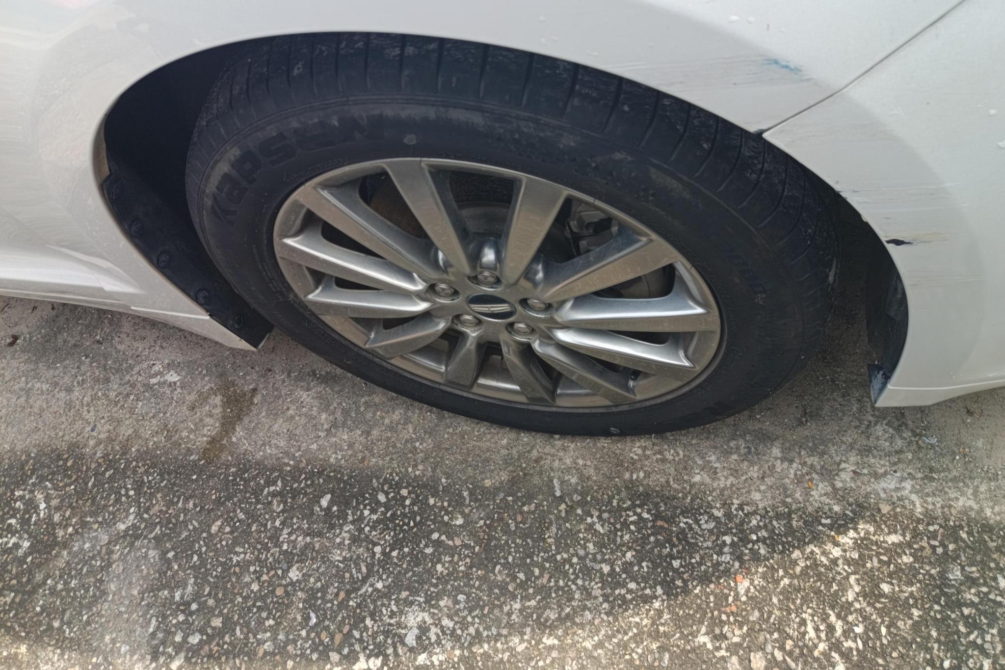 Lincoln MKZ 2019 2.0T Premium V