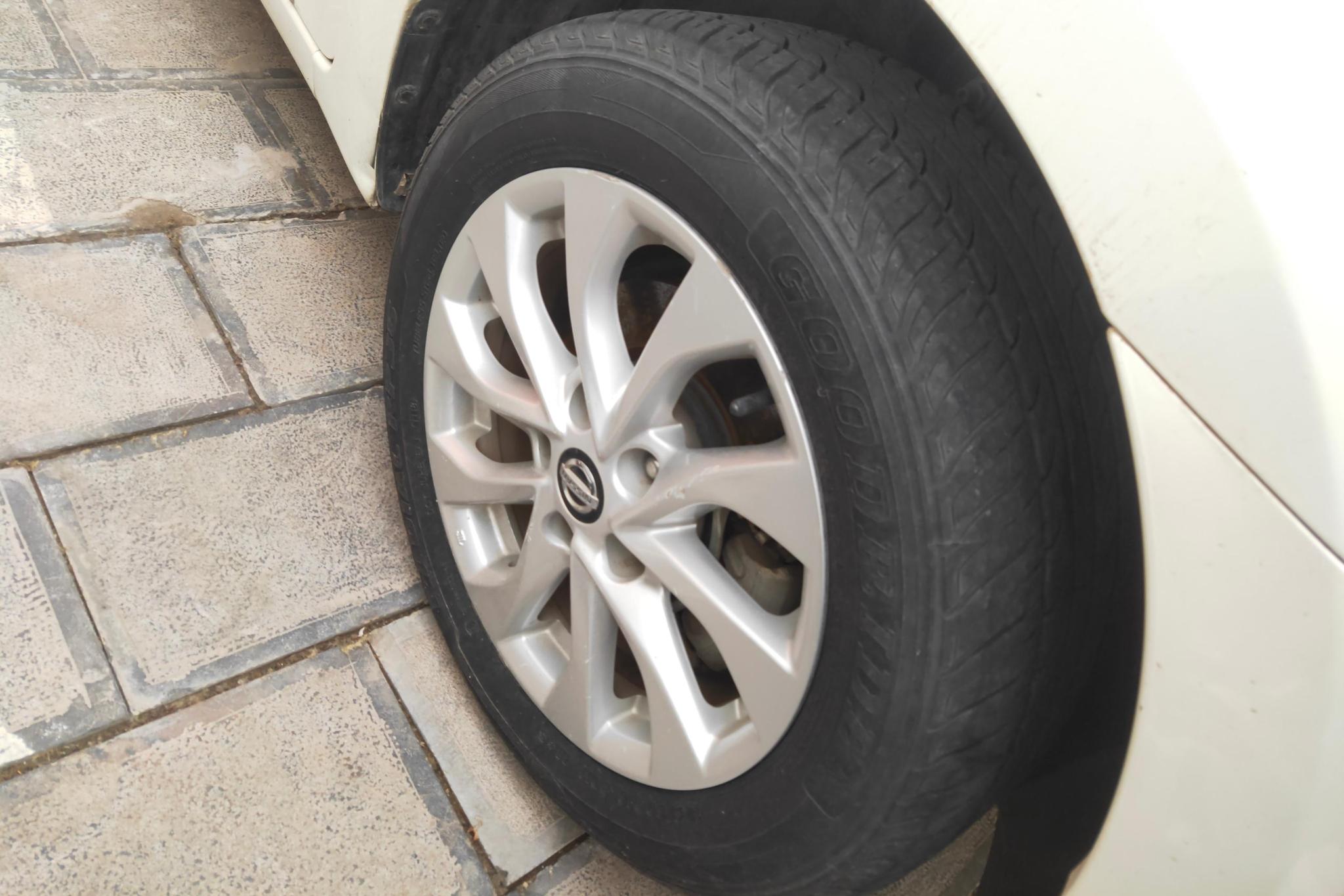 Nissan Sylphy 2016 1.6XL CVT Premium