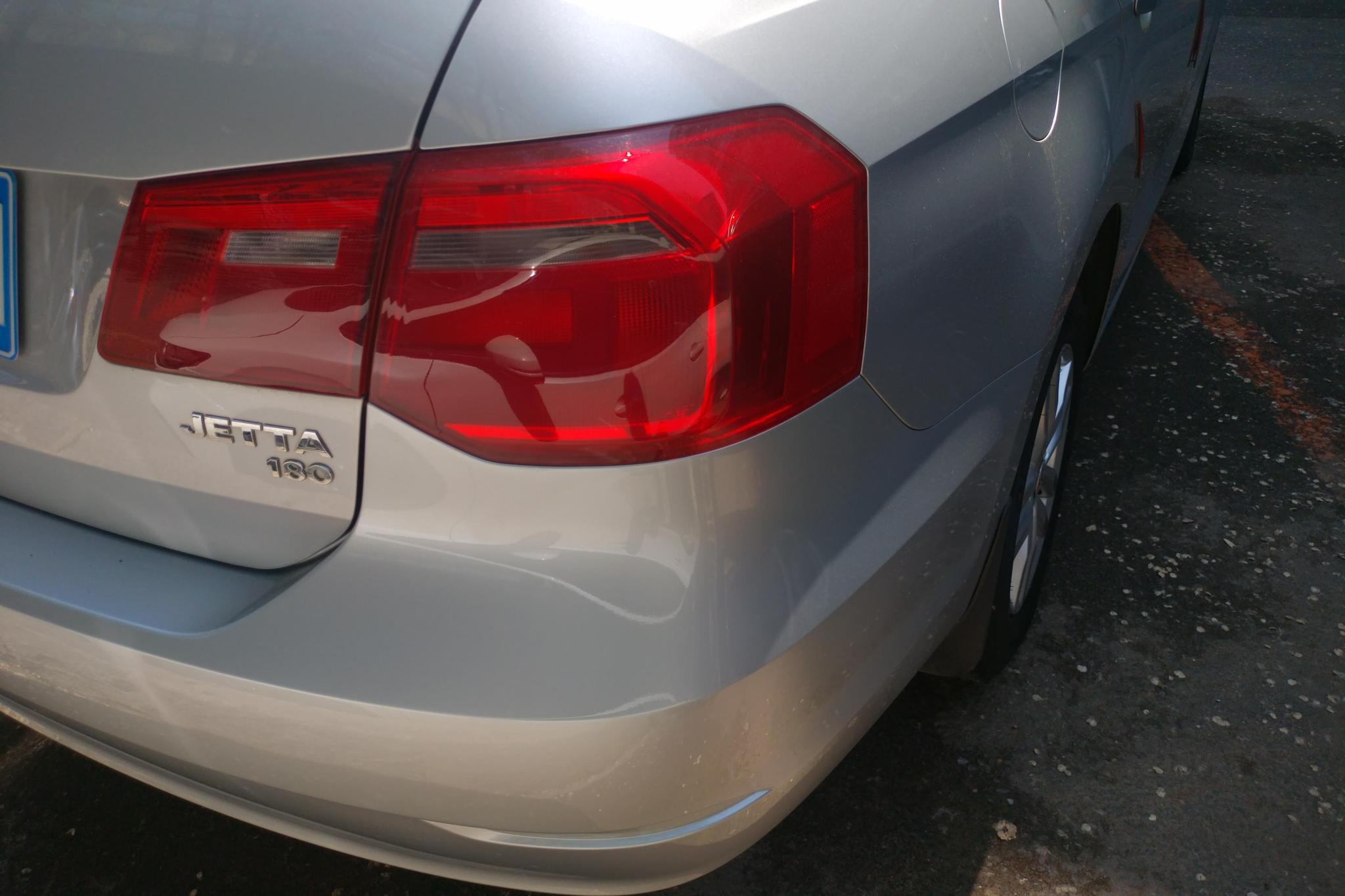 Volkswagen Jetta 2015 1.6L AT Fashion