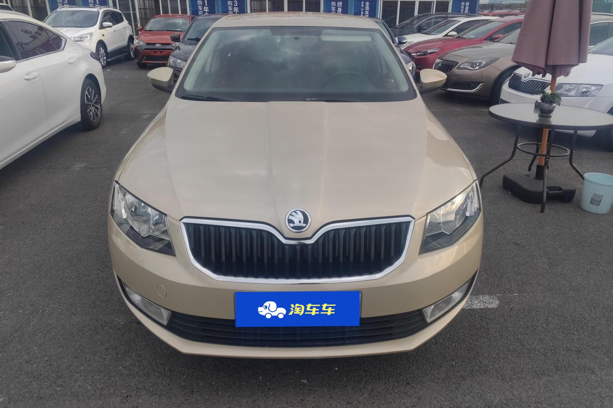 Skoda Octavia 2015 1.6L MT