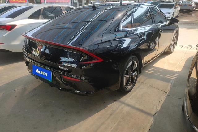 Wuling Starlight — фото 3