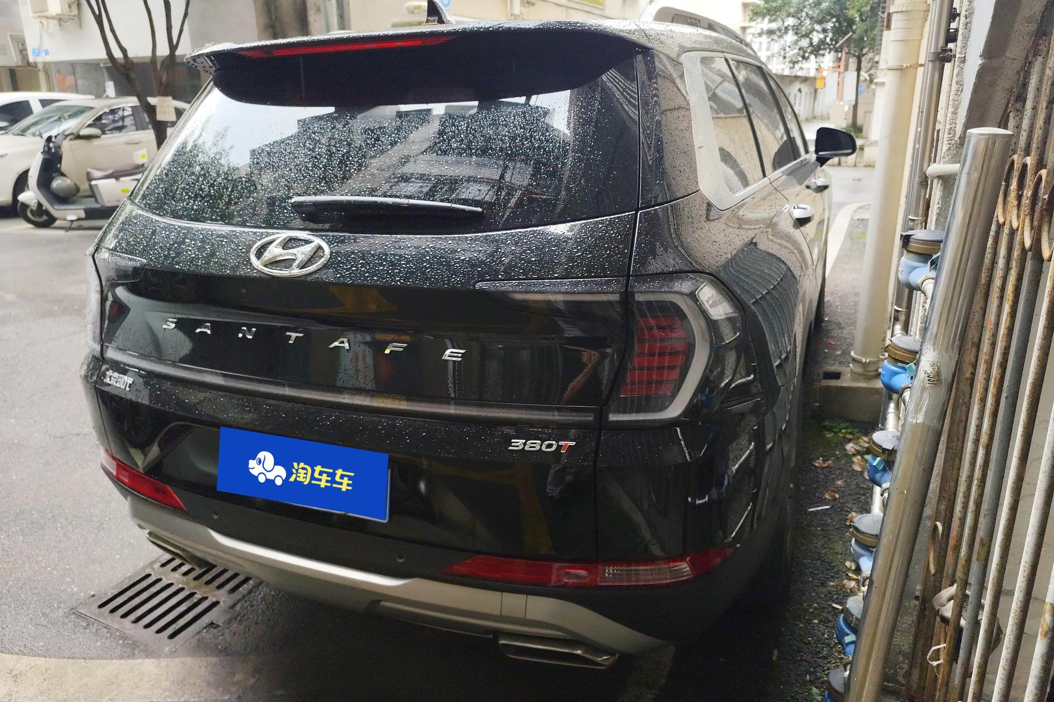 Hyundai Santa Fe 2023 380T GDi GLX 2WD Elite