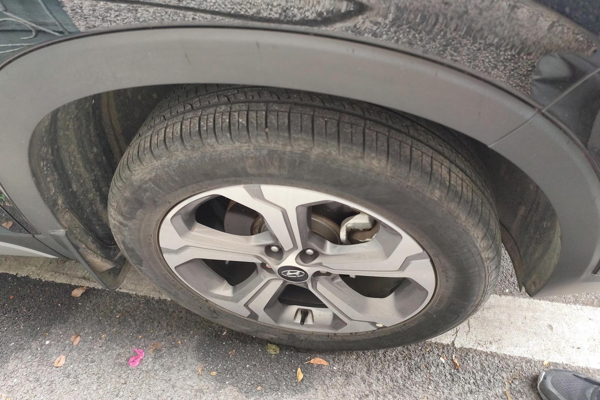 Hyundai Santa Fe 2023 380T GDi GLX 2WD Elite