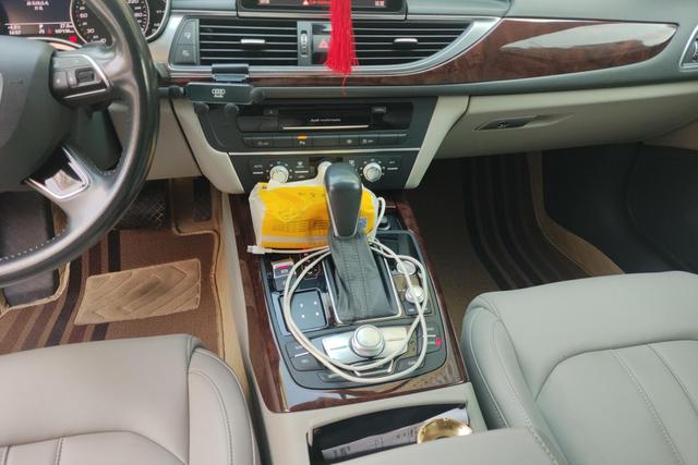 Audi A6L 2016 TFSI — фото 14