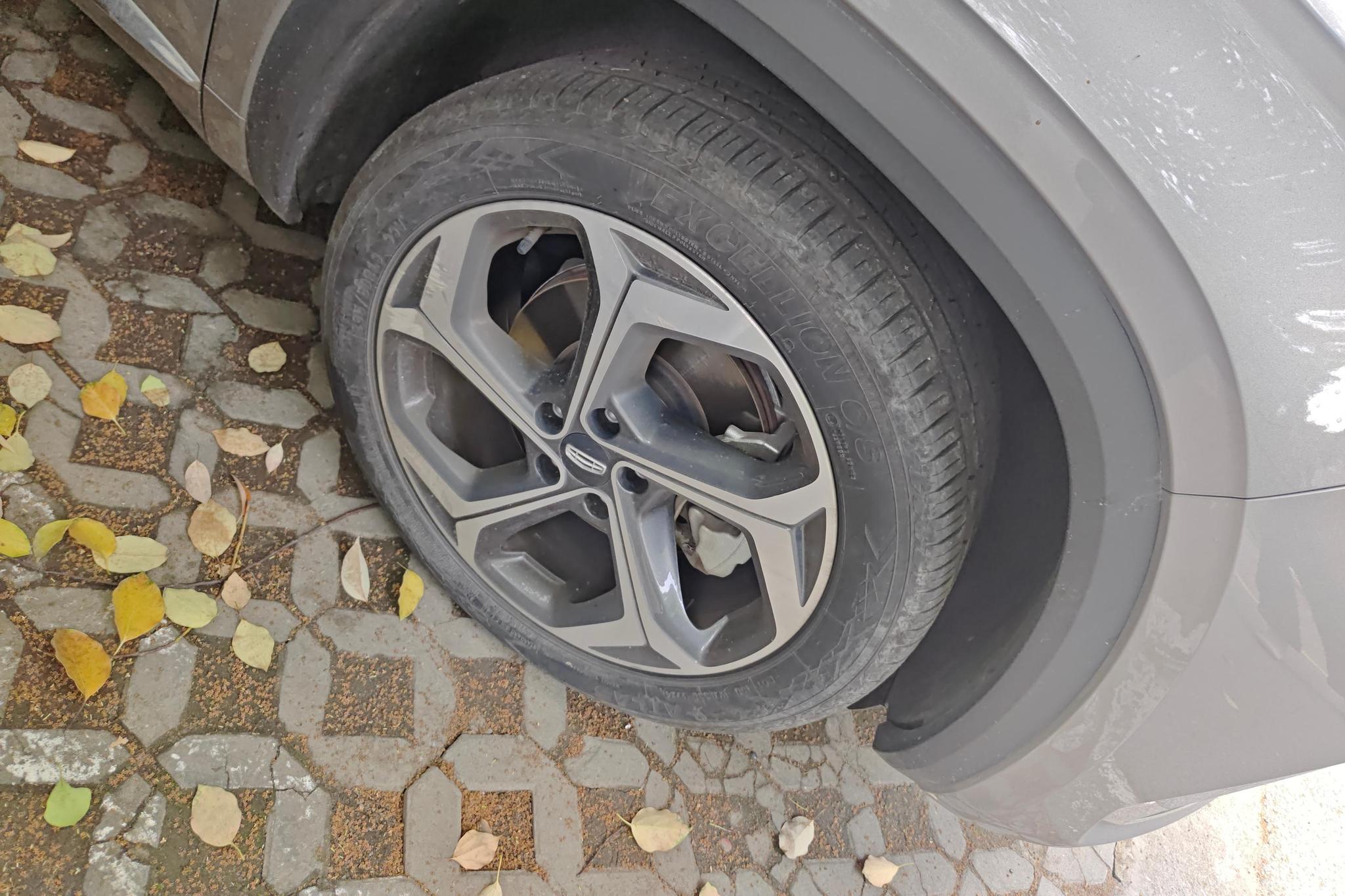 Geely Monjaro L 2024 2.0TD DCT EVO
