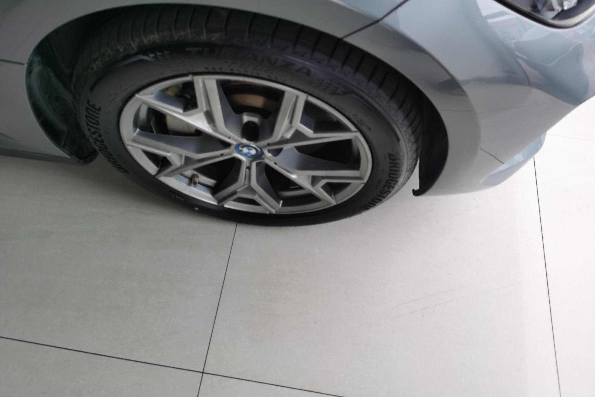BMW i3 2022 eDrive35L