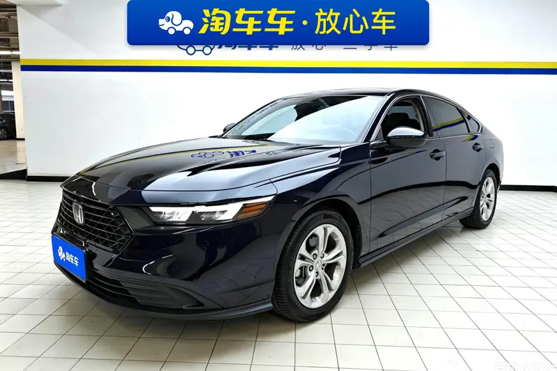 Honda Accord — фото 1