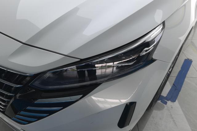 Nissan Teana 2022 2.0 L XL-TLS — фото 4
