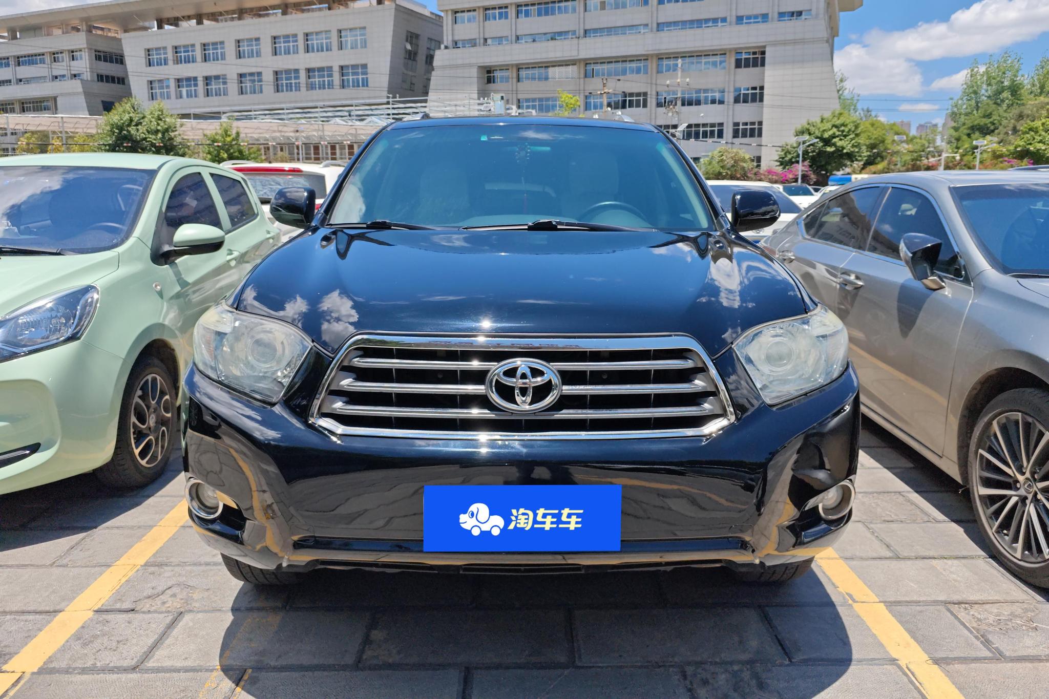 Toyota Highlander 2009 2.7L 5 мест Sport
