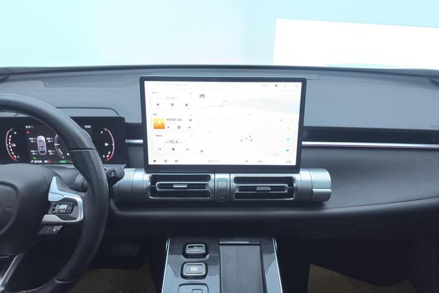 Trumpchi Emkoo 2022 Hybrid 2.0 ATK Pro — фото 12