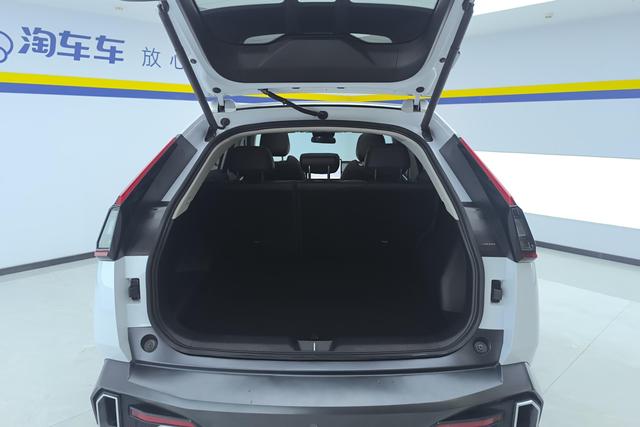 Trumpchi Emkoo 2022 Hybrid 2.0 ATK Pro — фото 17