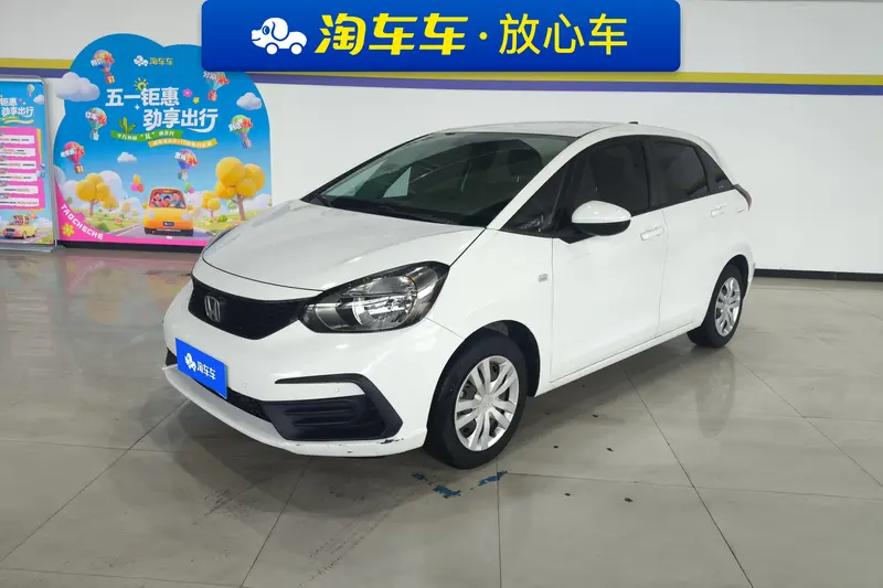 Honda Fit — фото 1