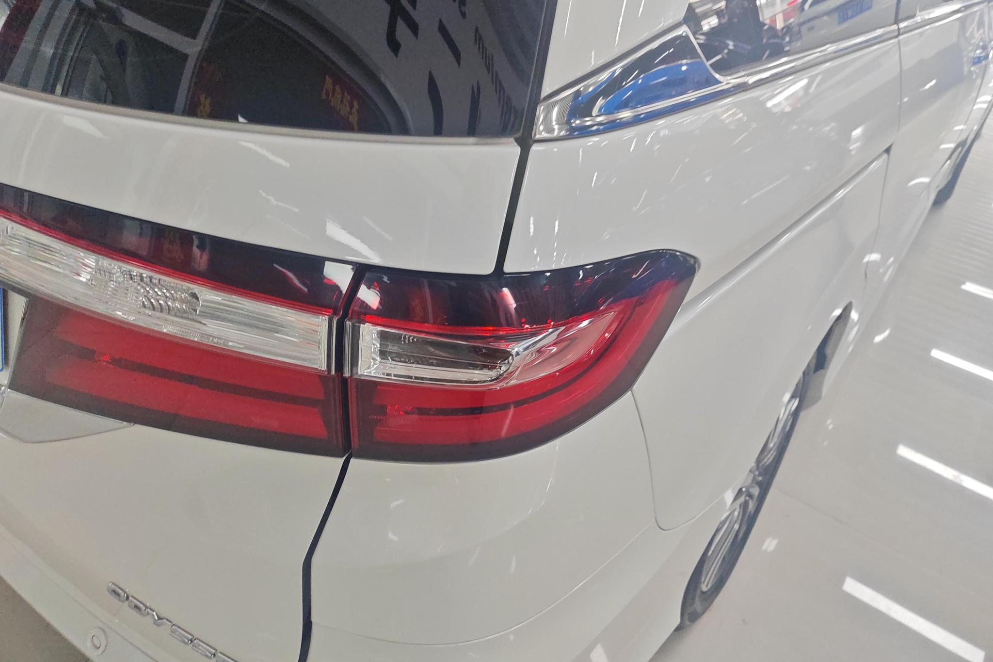 Honda Odyssey 2018 2.4L Luxury