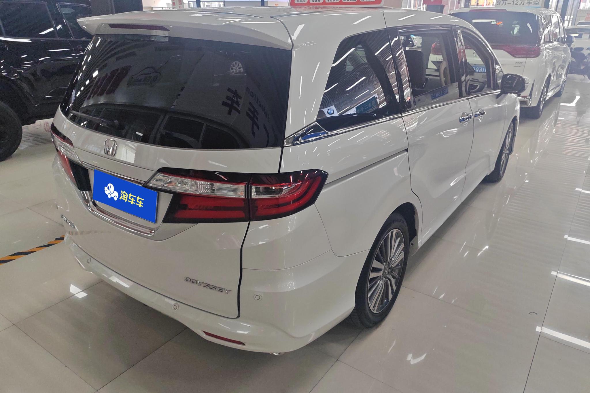 Honda Odyssey 2018 2.4L Luxury