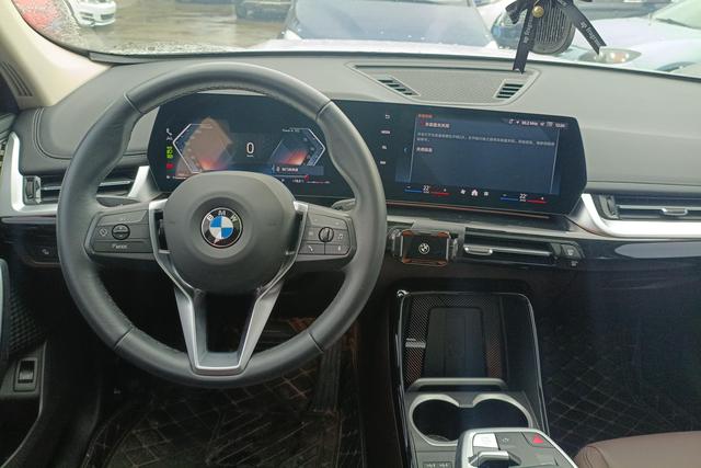 BMW X1 id 4321037 из Китая 12