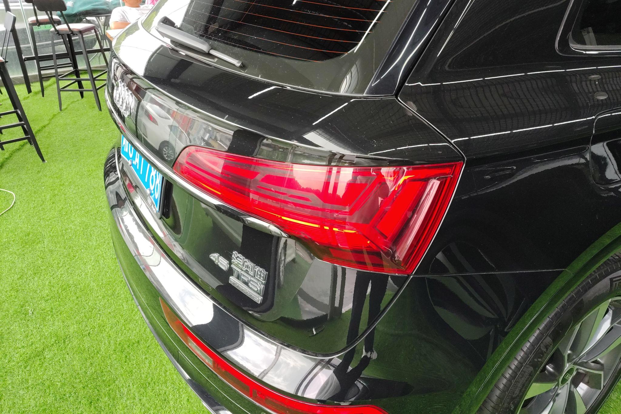 Audi Q5L Sportback 2023 40 TFSI Sport
