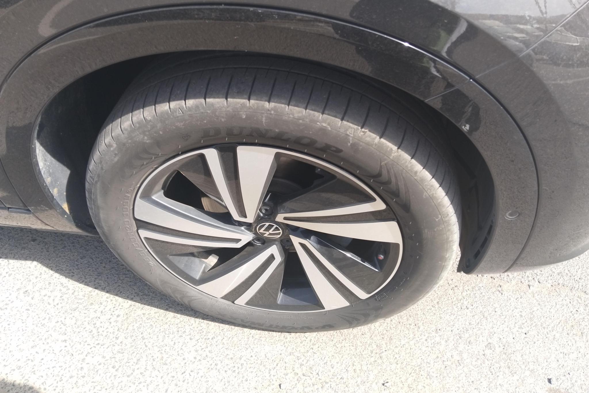 Volkswagen Tavendor 2023 380TSI R-Line