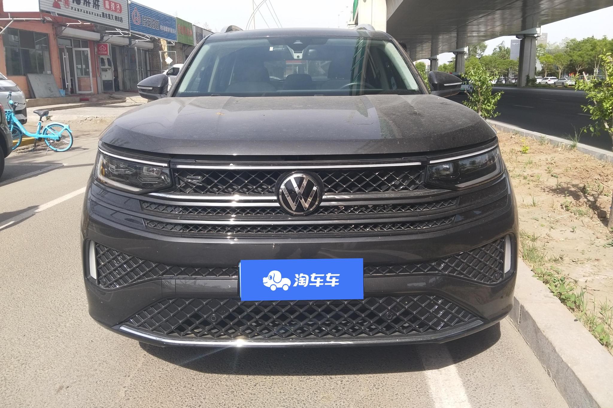 Volkswagen Tavendor 2023 380TSI R-Line