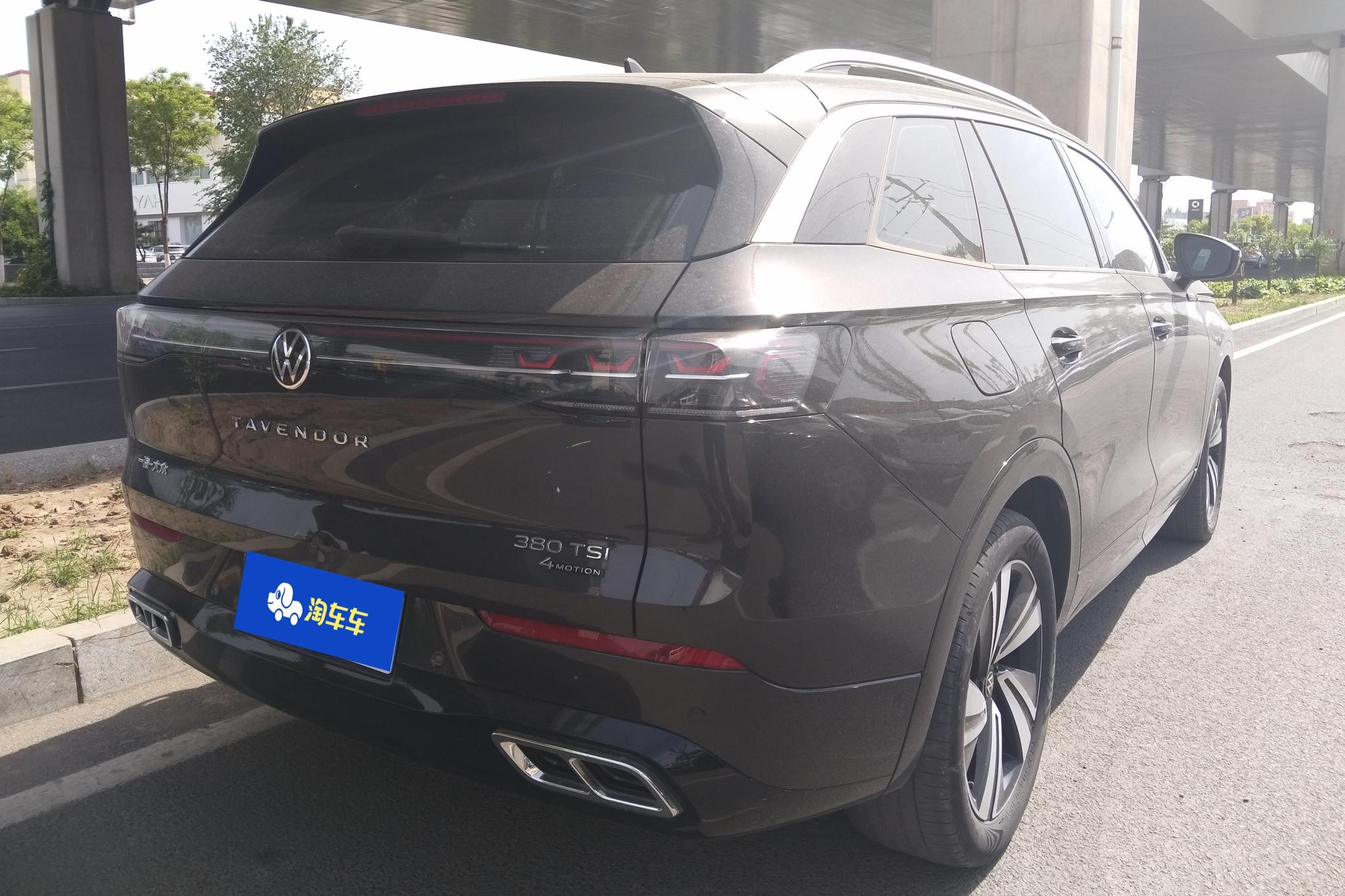 Volkswagen Tavendor 2023 380TSI R-Line