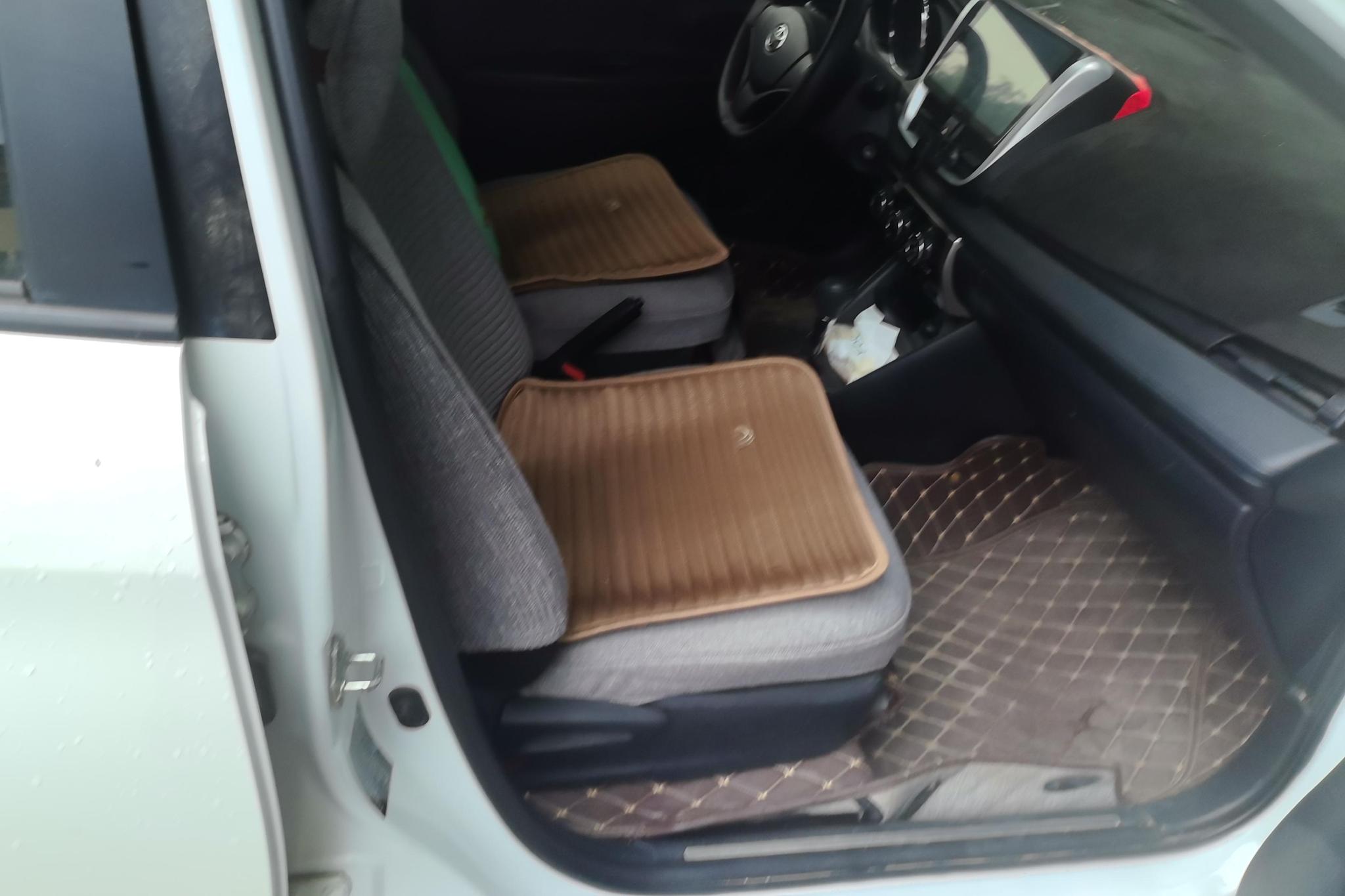Toyota Yaris L Zhixiang YARIS L 2019 1.5E CVT VI