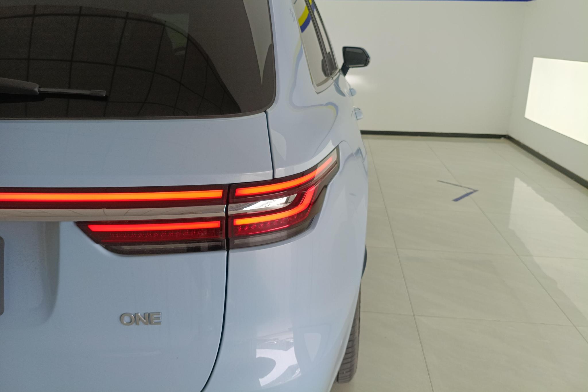 Li Auto ONE 2021 6 мест
