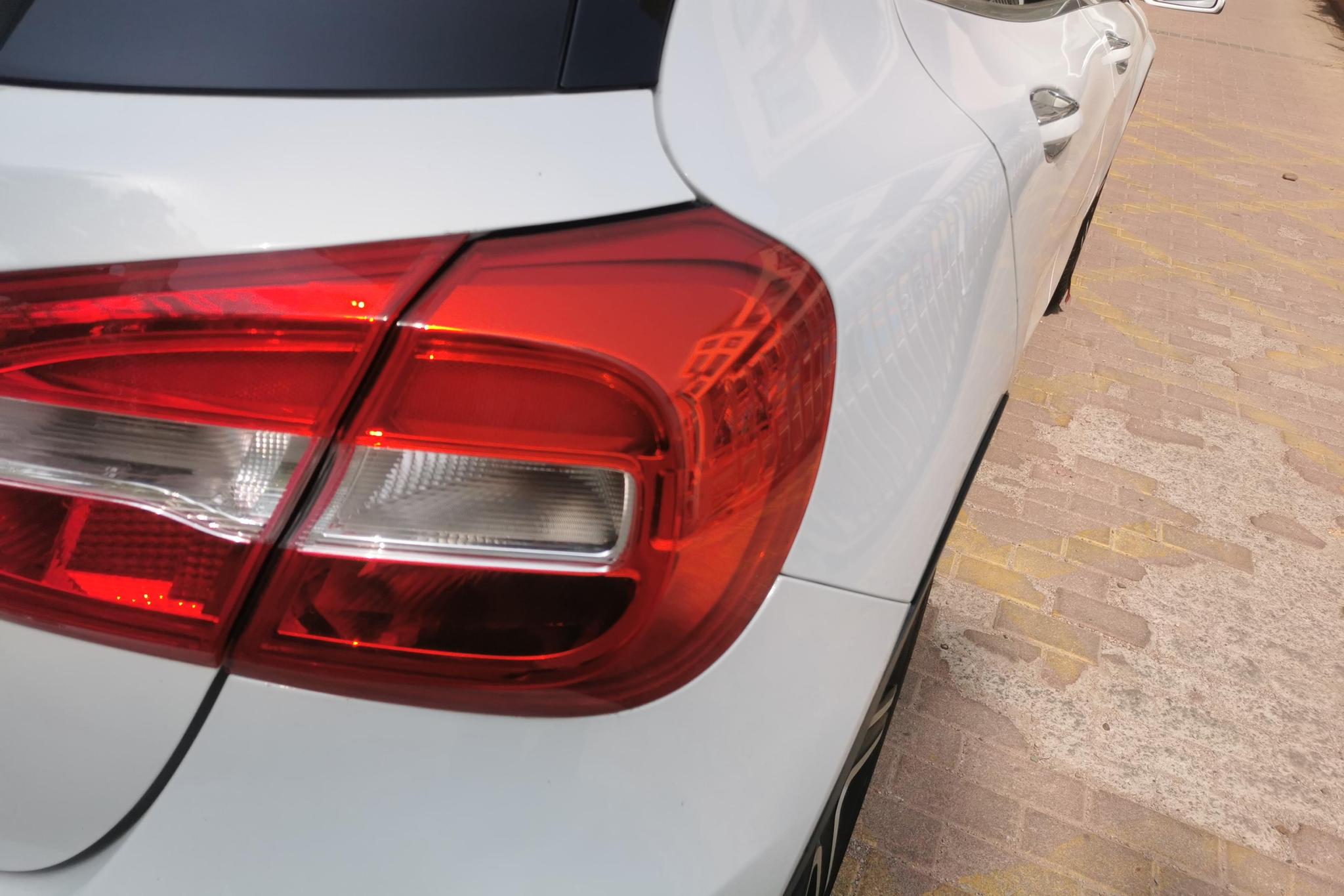 Mercedes-Benz GLA 2017 GLA 200 Fashion