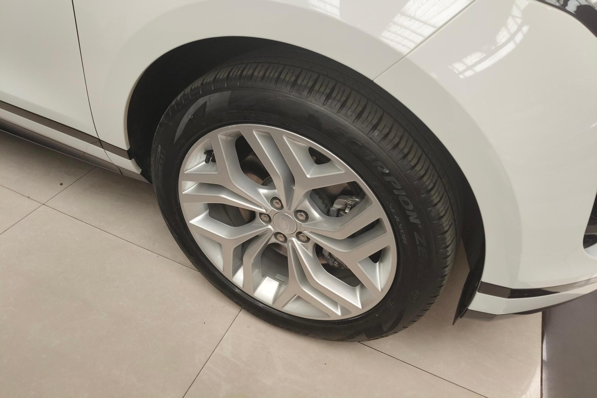 Land Rover Range Rover Evoque 2023 L 200PS R-Dynamic Standard Elite