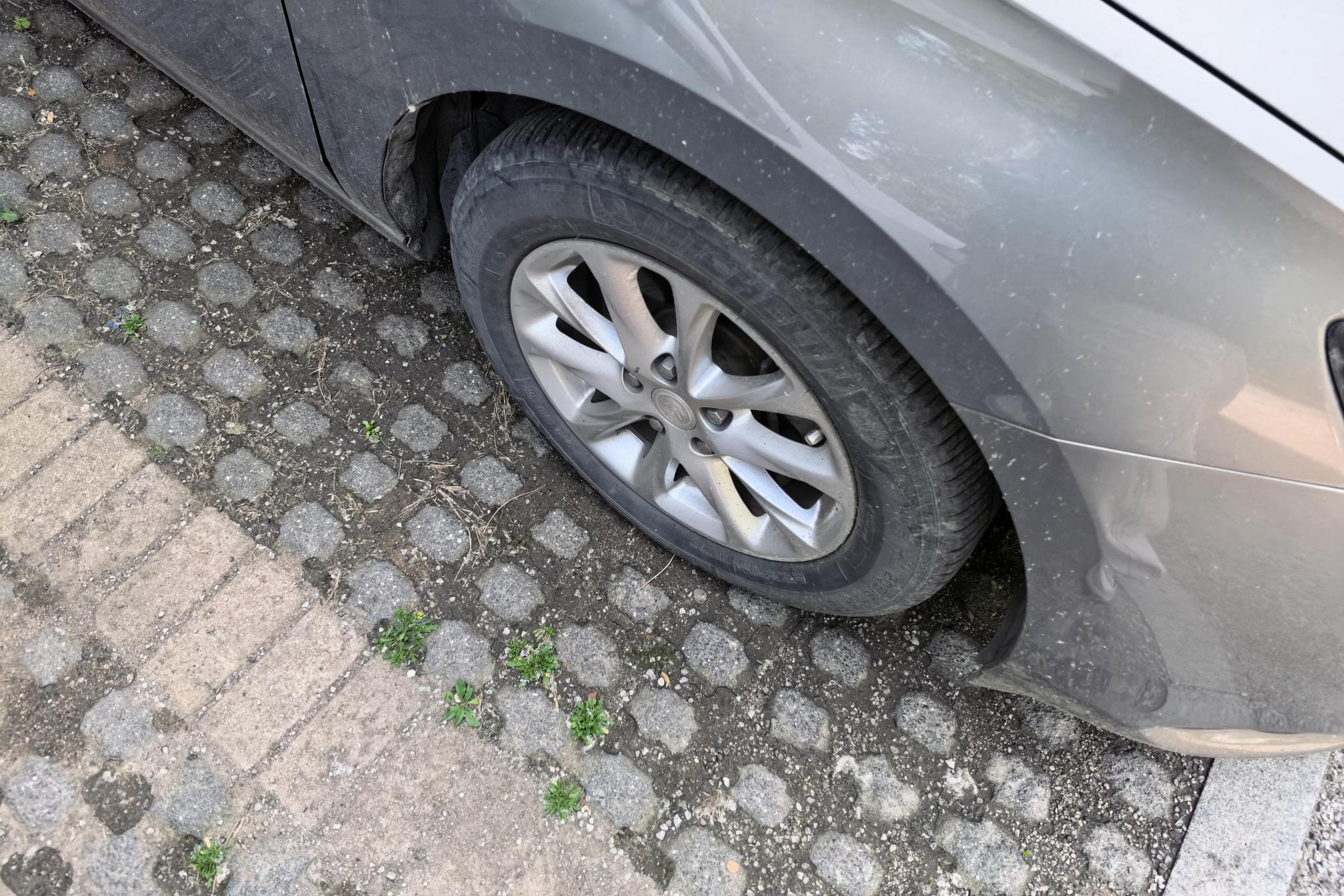 Buick GL6 2018 18T 6 мест Luxury