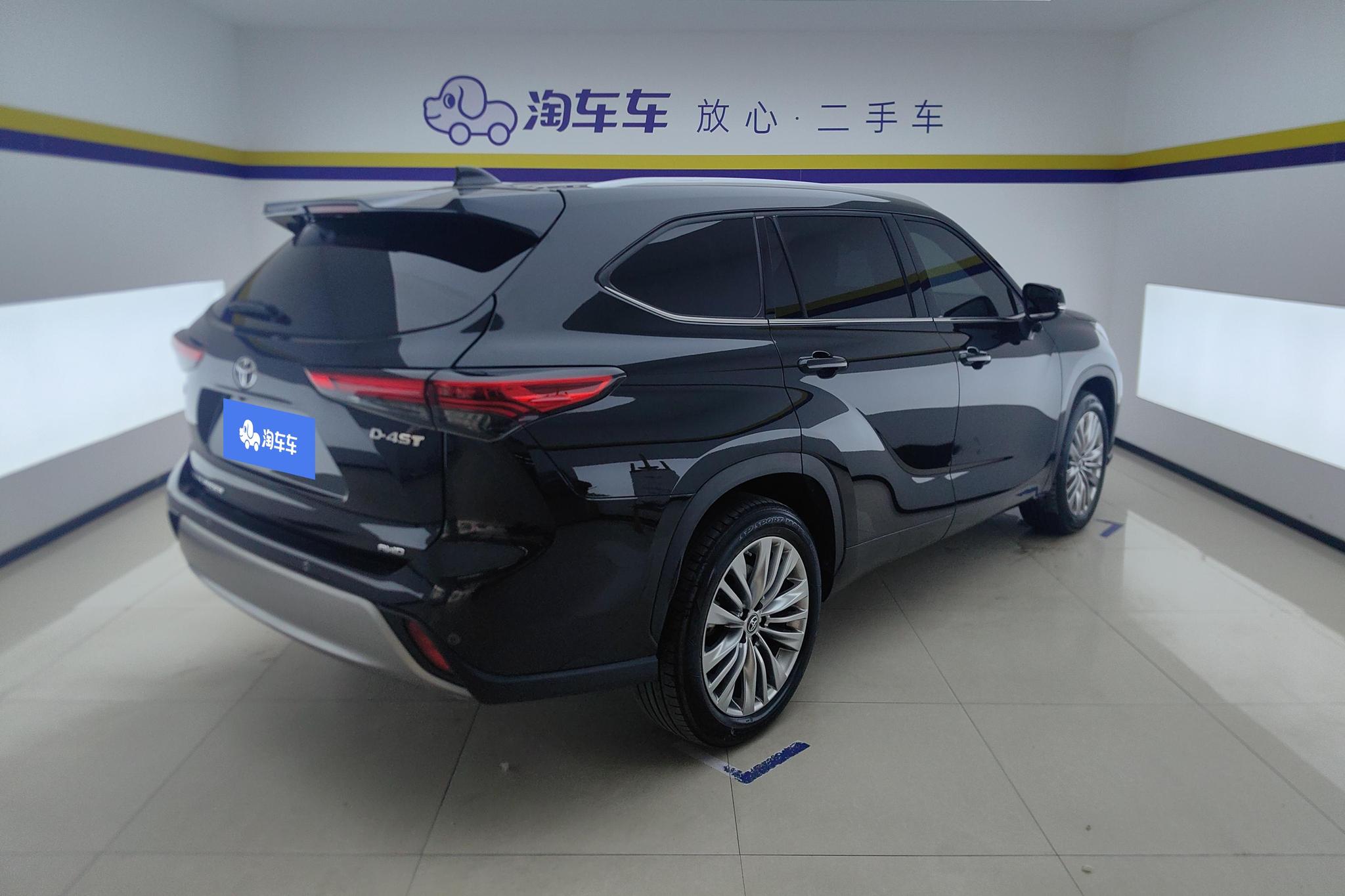 Toyota Highlander 2022 380T Luxury 7 мест
