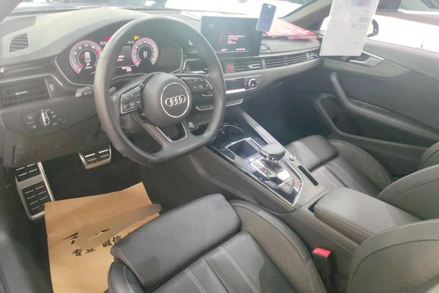 Audi A4L id 4321023 из Китая 11