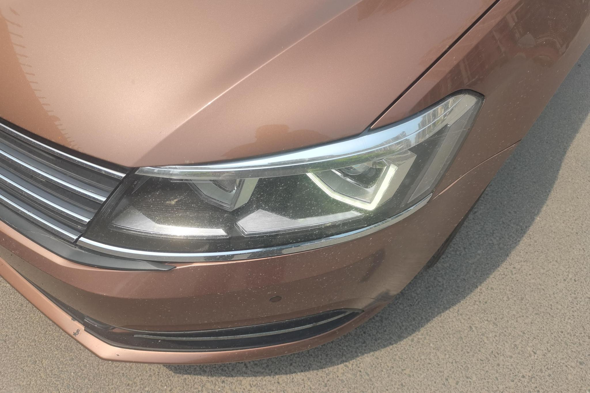 Volkswagen Gran Lavida 2015 1.6L AT Comfort