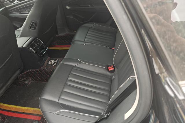 Volkswagen Passat 2023 Черный из Китая, фото 6