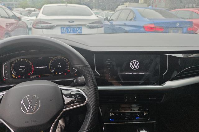 Volkswagen Passat id 4320879 из Китая 12