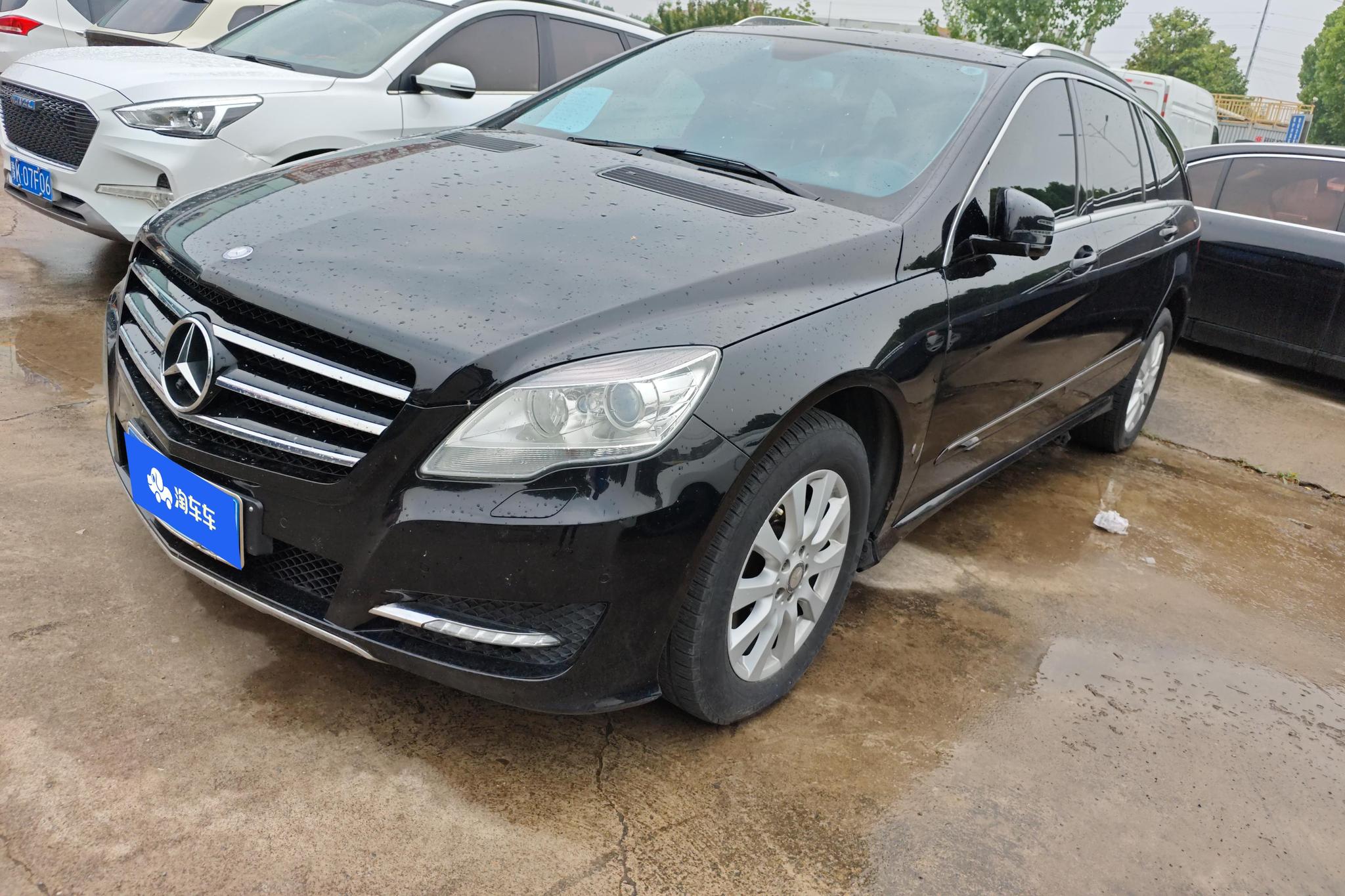 Mercedes-Benz R