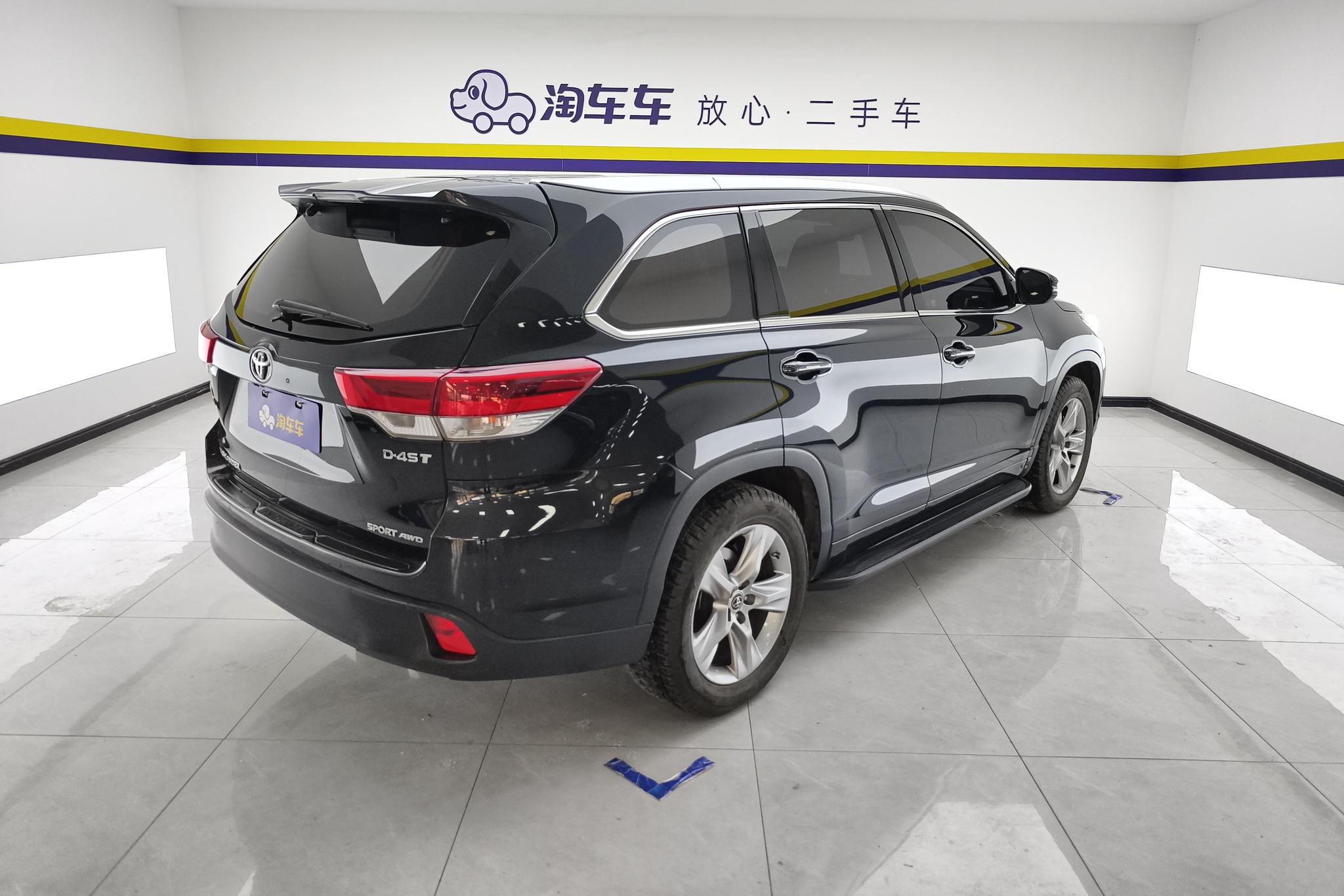 Toyota Highlander 2018 2.0T Luxury 7 мест V