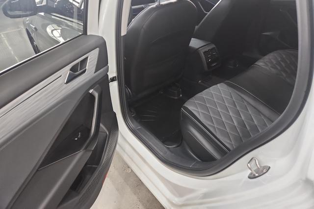 Volkswagen Sagitar id 4321093 из Китая 9