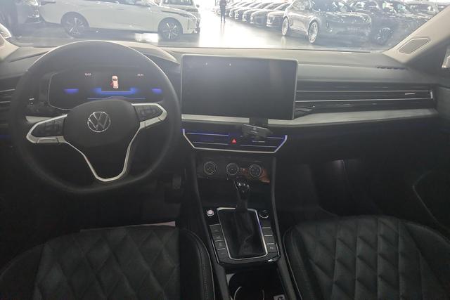 Volkswagen Sagitar id 4321093 из Китая 15