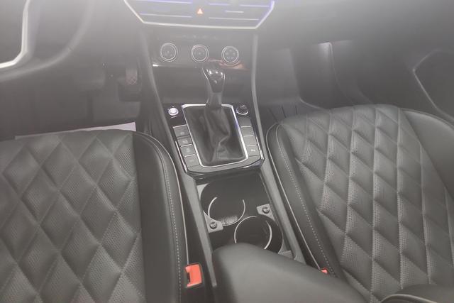 Volkswagen Sagitar id 4321093 из Китая 17