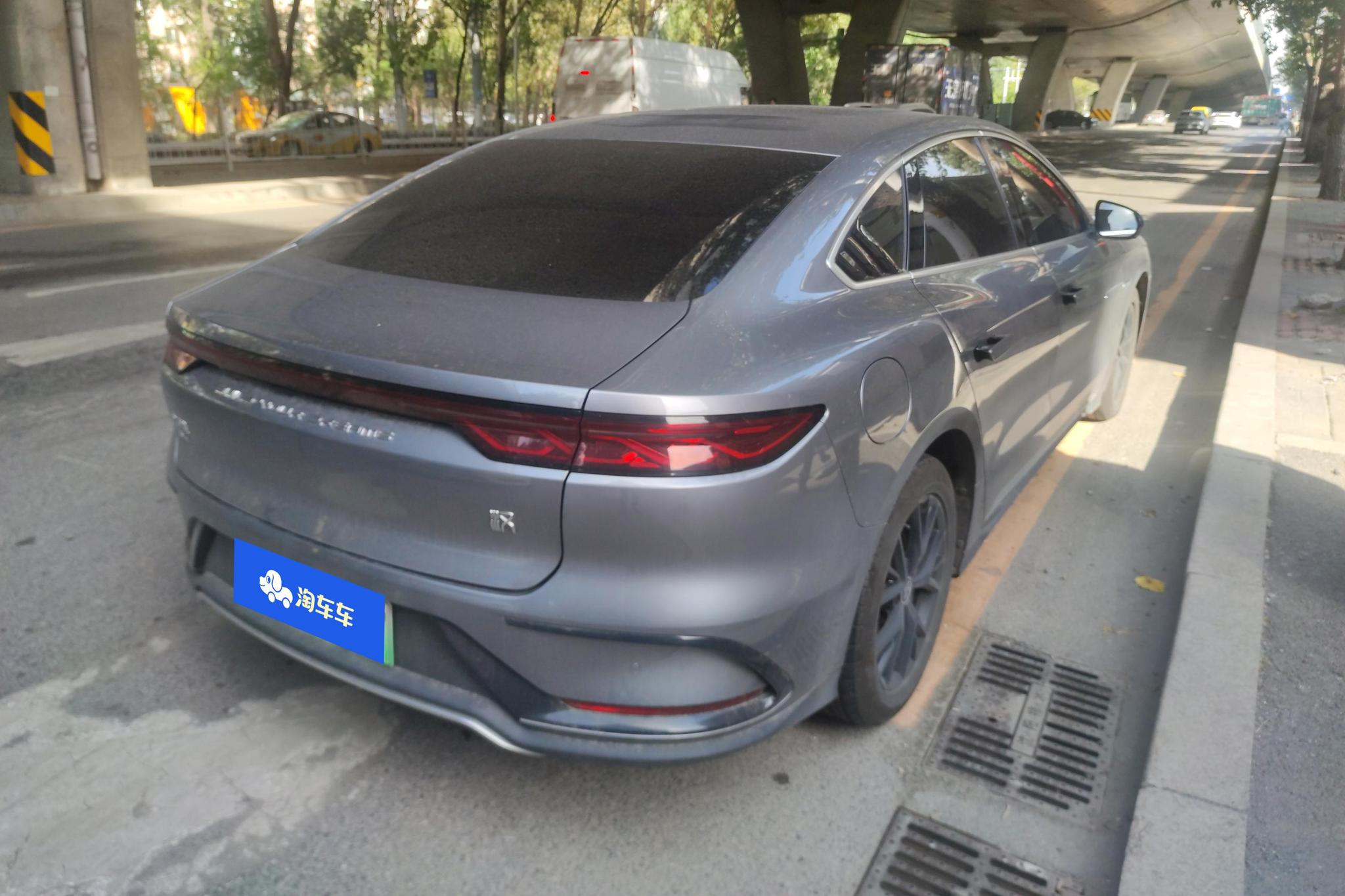 BYD Han DM 2023 DM-i Champion 121KM Premium