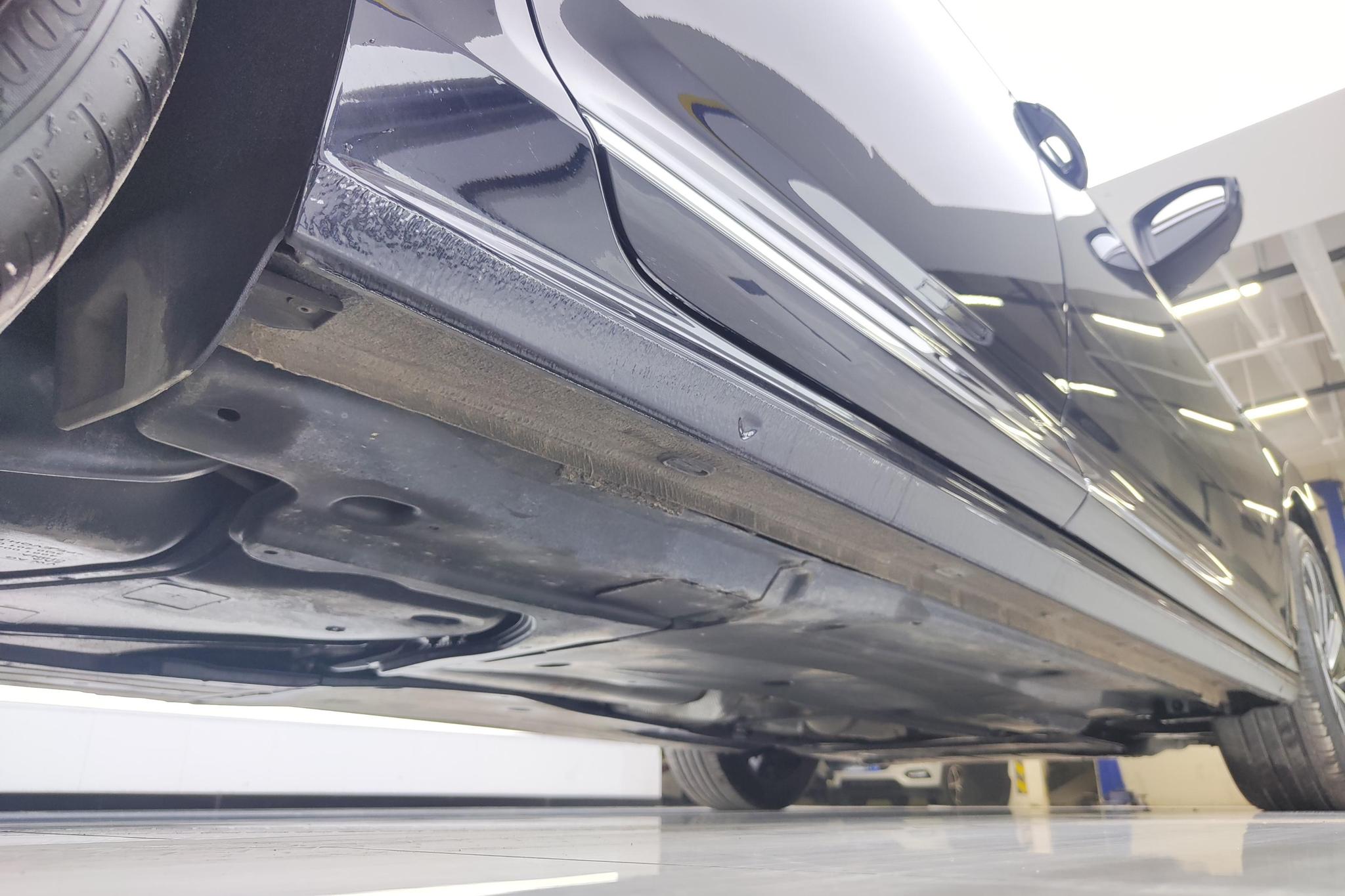 Volkswagen Passat 2023 380TSI Luxury