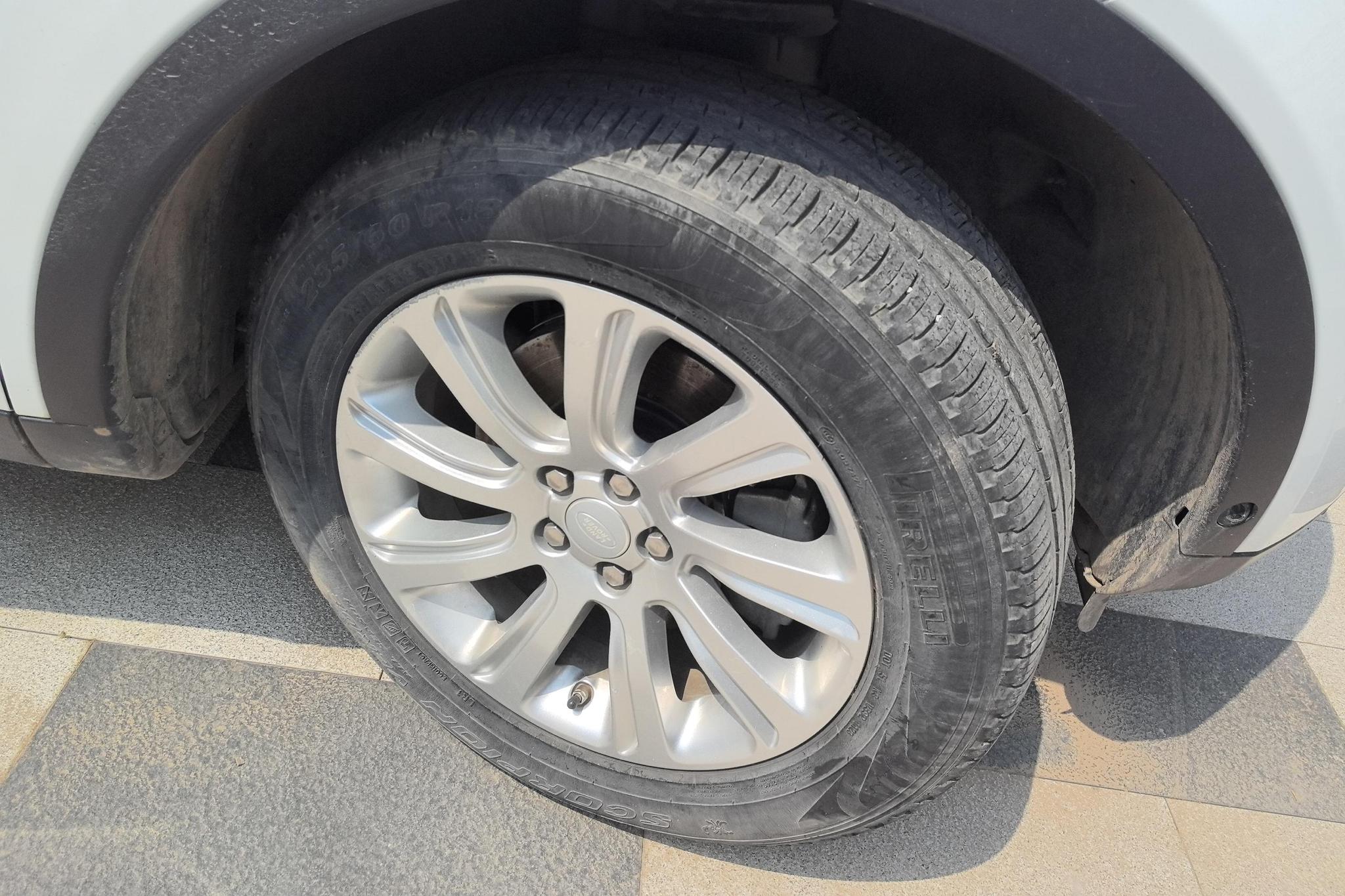 Land Rover Discovery Sport 2019 240PS SE V