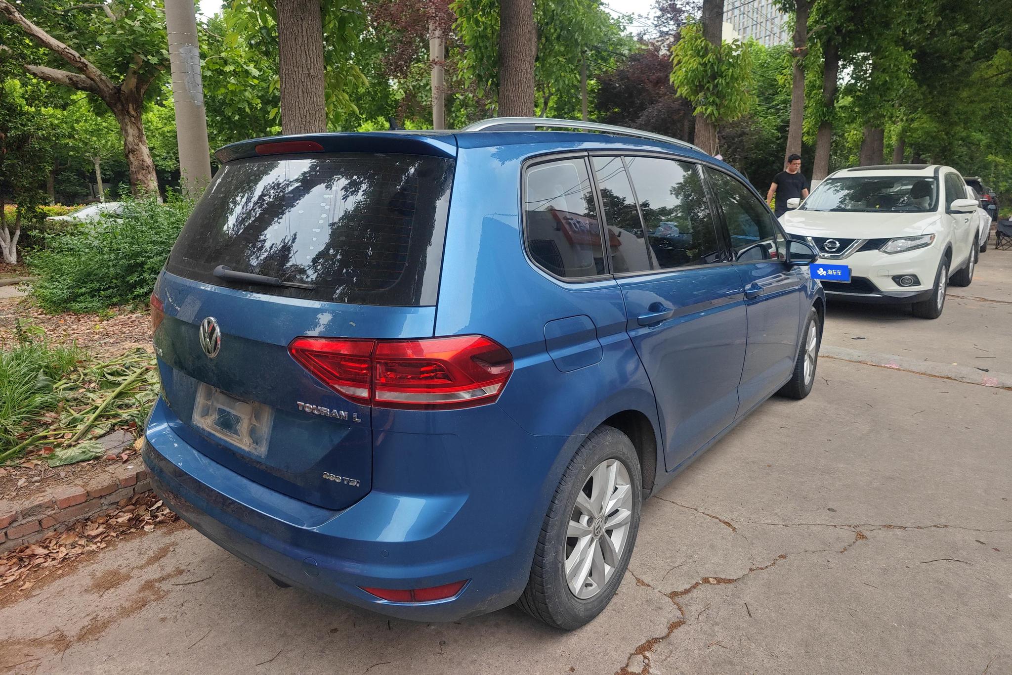 Volkswagen L 2018 280TSI AT Comfort 7 мест V
