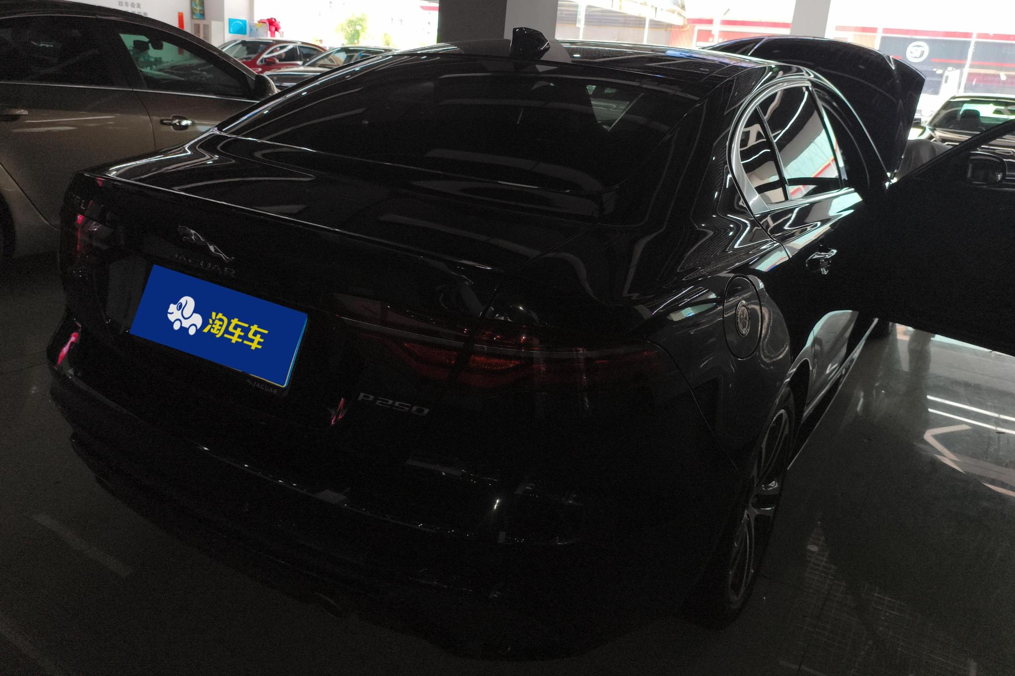 Jaguar XEL 2023 2.0T 250PS R-DYNAMIC S Sport