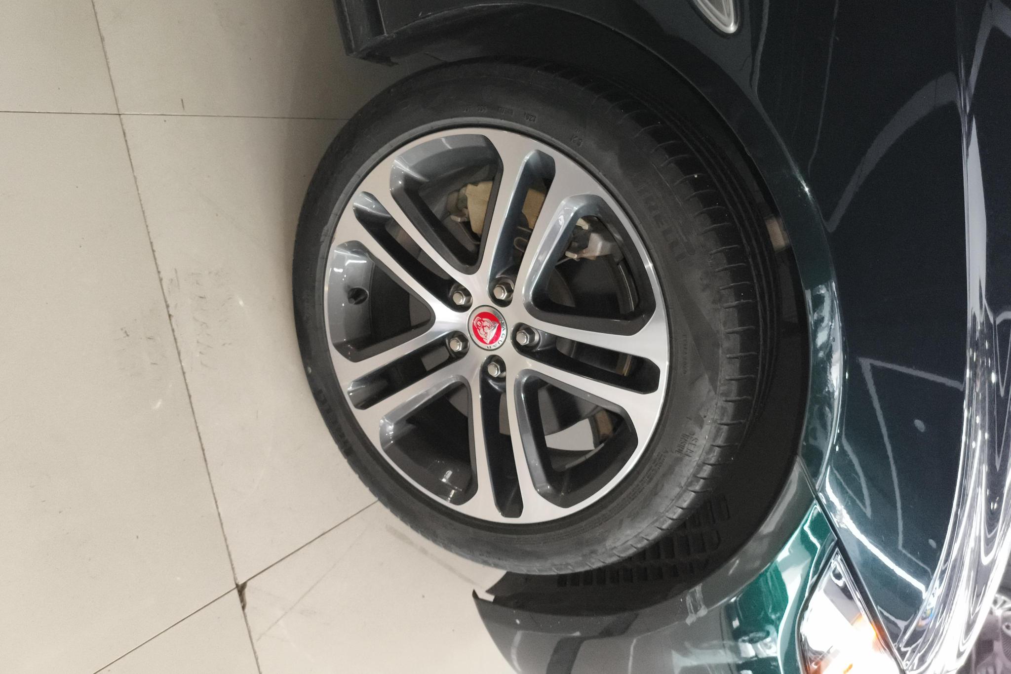 Jaguar XEL 2023 2.0T 250PS R-DYNAMIC S Sport