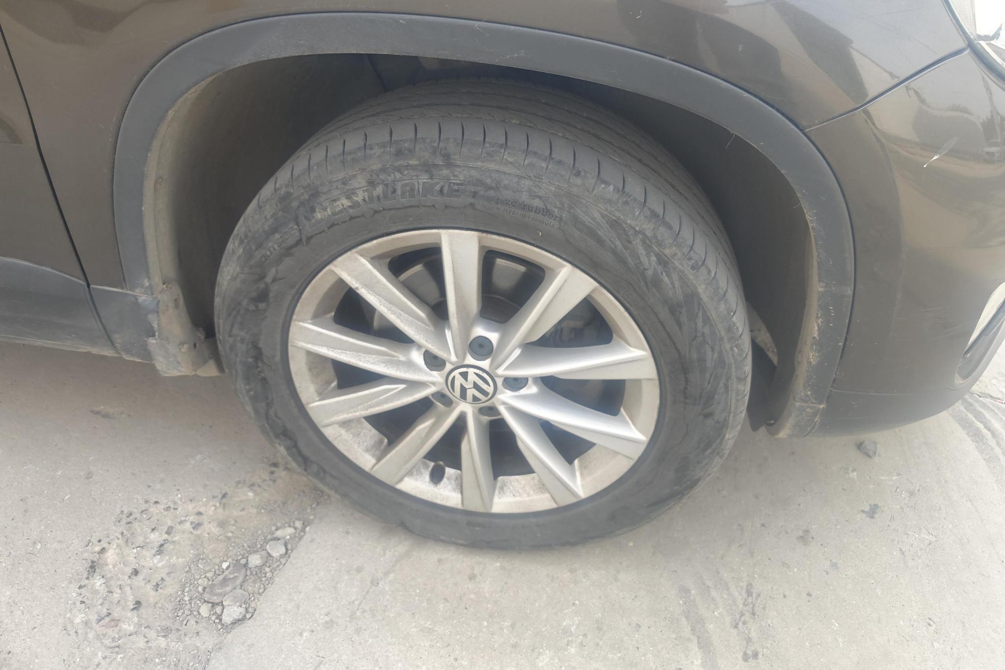 Volkswagen Tiguan 2015 1.8TSI MT