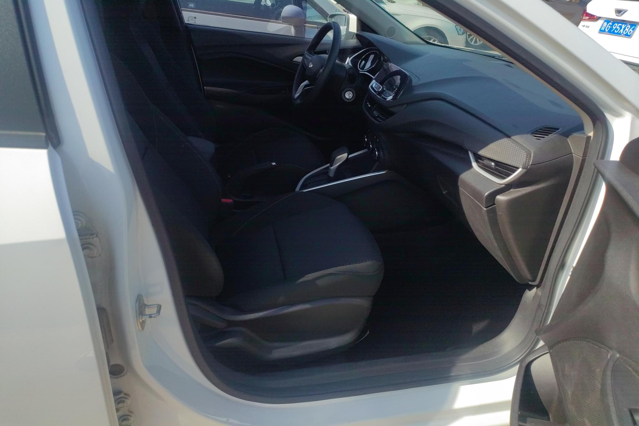 Chevrolet Cavalier 2022 325T AT
